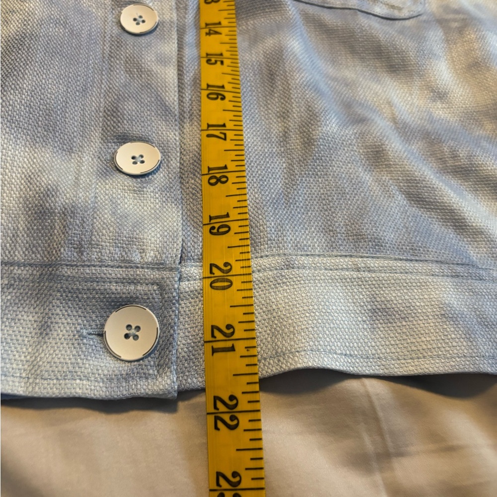 Button up jacket 
Women’s size Large. - Picture 10 of 10